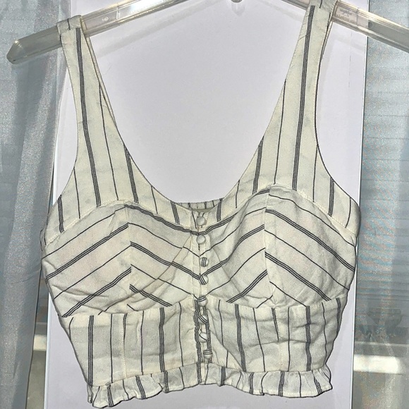 american eagle crop top - Picture 1 of 3